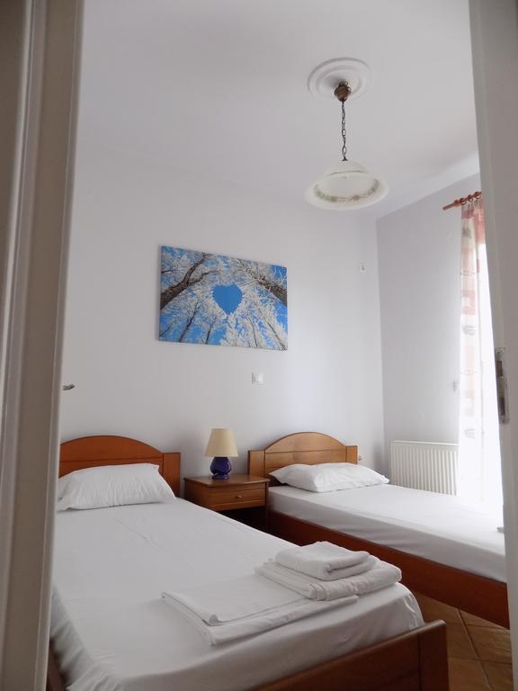 Kolona Apartments Ликсури Экстерьер фото