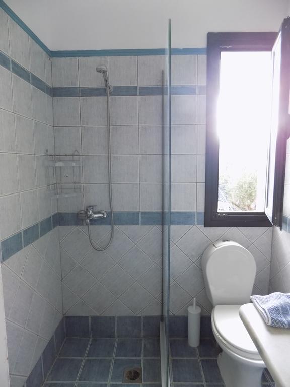 Kolona Apartments Ликсури Экстерьер фото