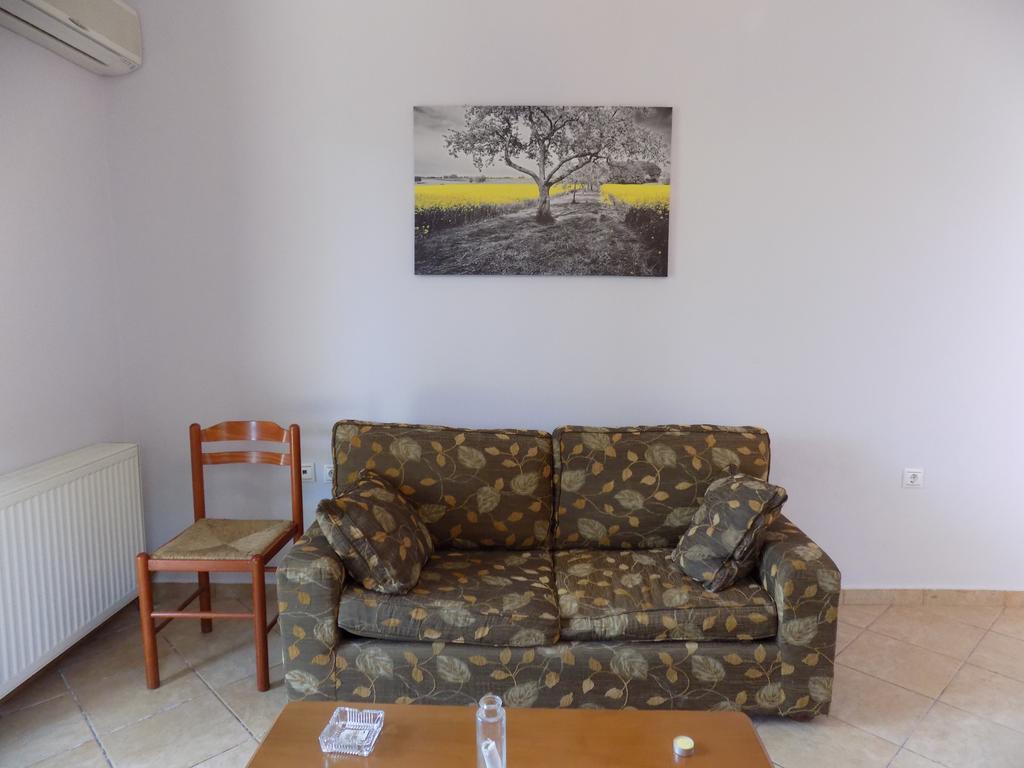 Kolona Apartments Ликсури Экстерьер фото